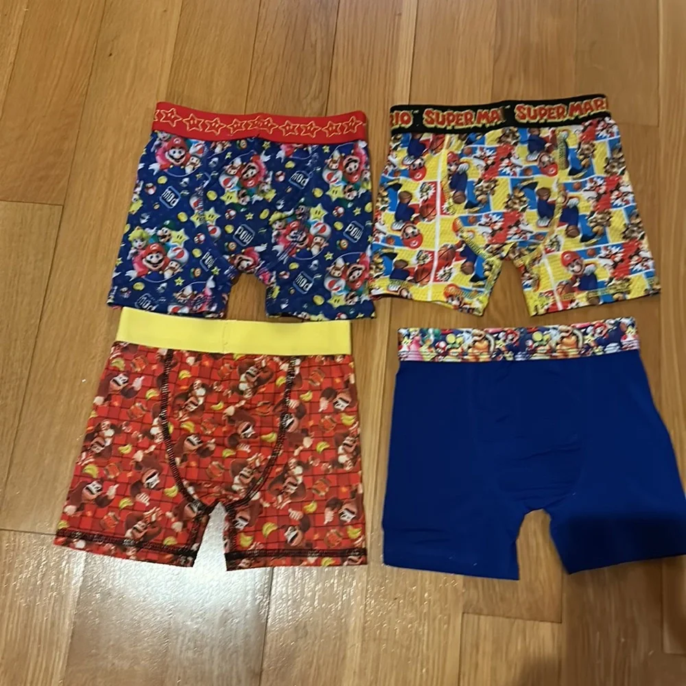 Nintendo boys Super Mario Bros Four Pack Athletic Boxer Briefs Underwear